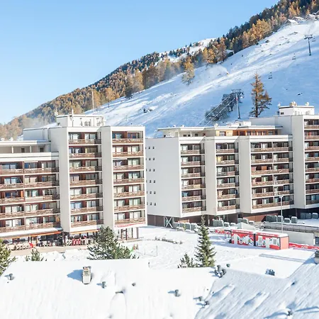 Rosablanche C32 By Interhome *